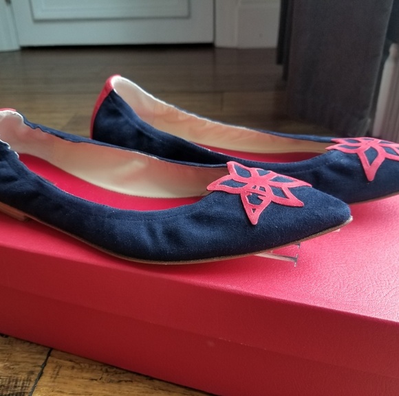 CAROLINA HERRERA Navy Blue and Red Flats - Picture 2 of 8